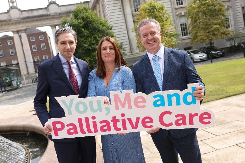 An Taoiseach, Simon Harris, Karen Charnley and Fintan Fagan.